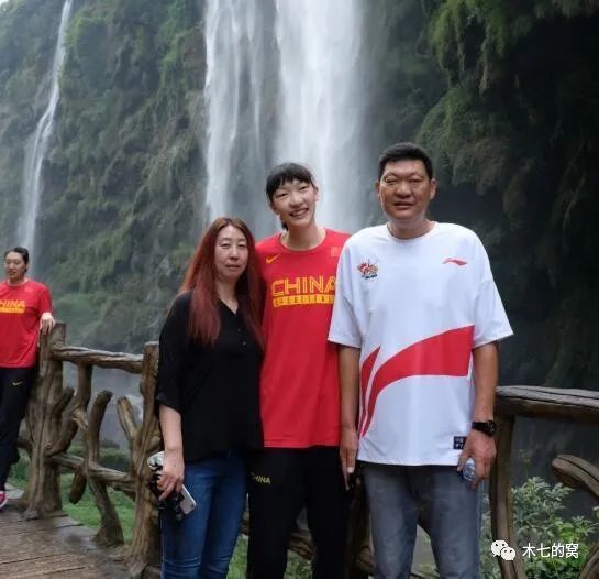 人在线成免费视频观看